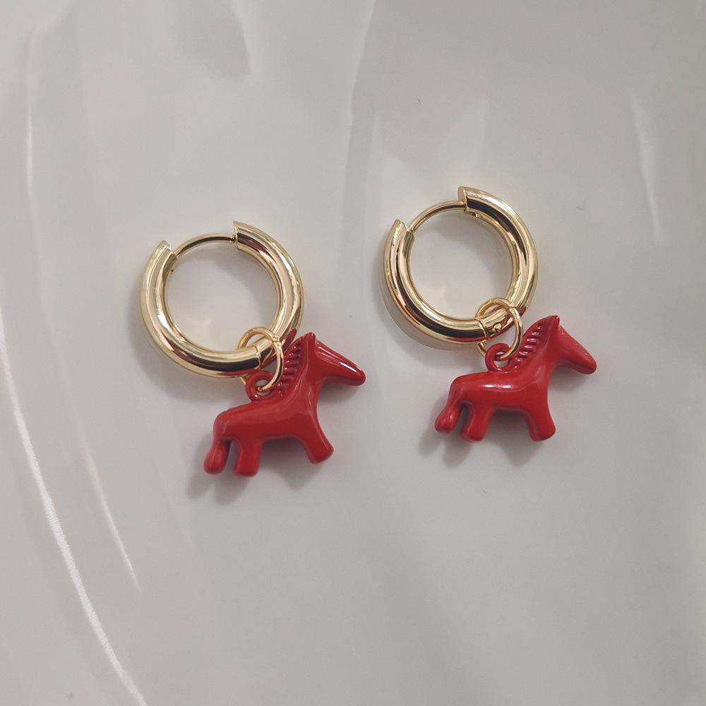 Personalized Animal Horse Shaped Pendant Stainless Steel Earrings, Fashionable Y2K Women s Cute Pony Pendant Zircon Accessories
Personalized Animal Horse Shaped Pendant Stainless Steel Earrings, Fashionable Y2K Women s Cute Pony Pendant Zircon Accessories