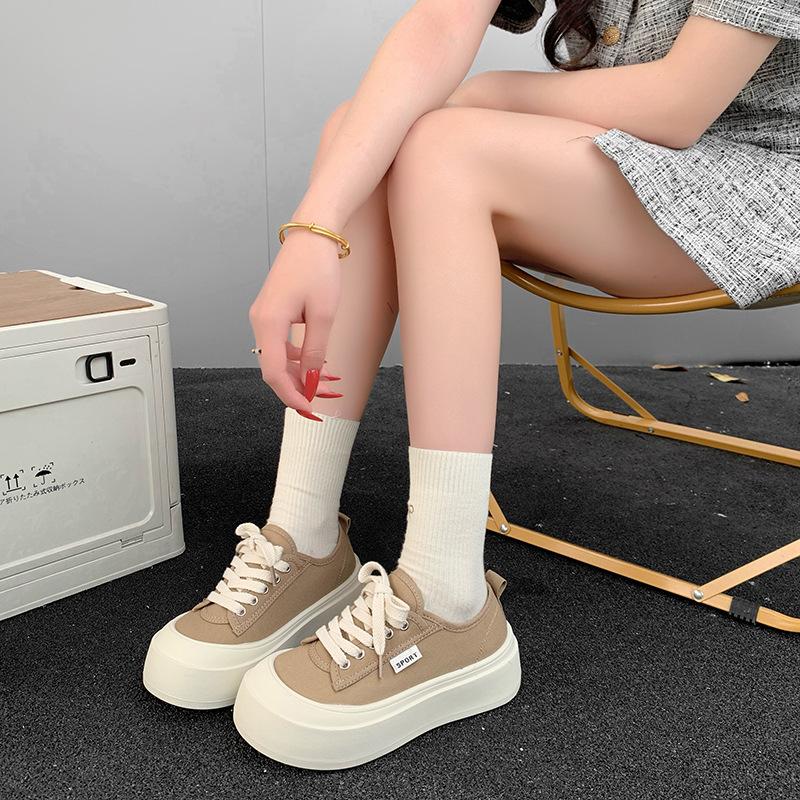 Платформенные парусиновые туфли женские весна 2025 новые маффины на шнуровке маленькие белые туфли не душные ноги повседневные спортивные кеды 35
Платформенные парусиновые туфли женские весна 2025 новые маффины на шнуровке маленькие белые туфли не душные ноги повседневные спортивные кеды 35