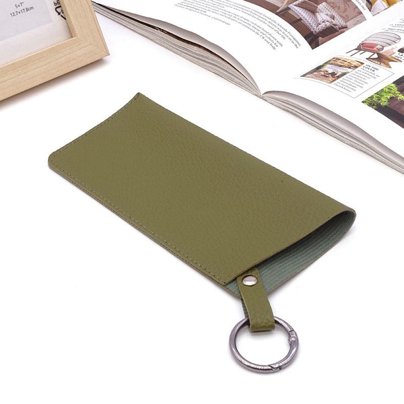 Портативный ПУ чехол для хранения солнцезащитных очков, брелок, удобная подвесная сумка для очков, инструменты для хранения мух, органайзер, легко носить зелёный
Портативный ПУ чехол для хранения солнцезащитных очков, брелок, удобная подвесная сумка для очков, инструменты для хранения мух, органайзер, легко носить зелёный