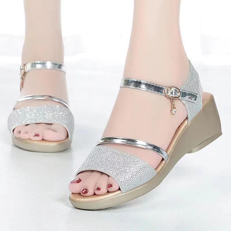 sandalias femininas женские модные серебристые босоножки с открытым носком для вечеринок и ночных клубов на танкетке женские золотистые удобные туфли на каблуке ba390 35
sandalias femininas женские модные серебристые босоножки с открытым носком для вечеринок и ночных клубов на танкетке женские золотистые удобные туфли на каблуке ba390 35