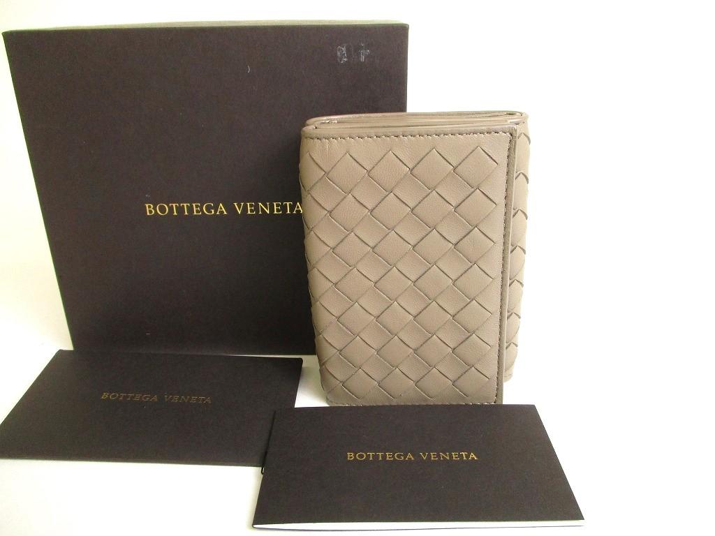 Автентичний шкіряний гаманець BOTTEGA VENETA Intrecciato Intrecciato, компактний компактний гаманець № 9696, відремонтований
Автентичний шкіряний гаманець BOTTEGA VENETA Intrecciato Intrecciato, компактний компактний гаманець № 9696, відремонтований