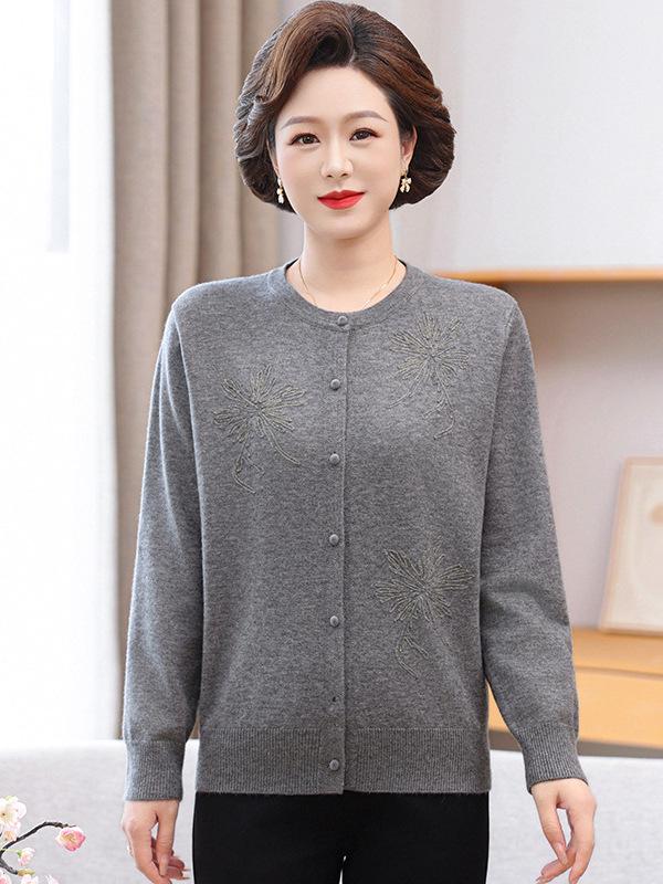 Elegant Knit Cardigan for Women: Chic Autumn/Winter Sweater Coat for Mothers, Middle-Aged, and Elderly Ladies. L (105-120 lbs) серый
Elegant Knit Cardigan for Women: Chic Autumn/Winter Sweater Coat for Mothers, Middle-Aged, and Elderly Ladies. L (105-120 lbs) серый
