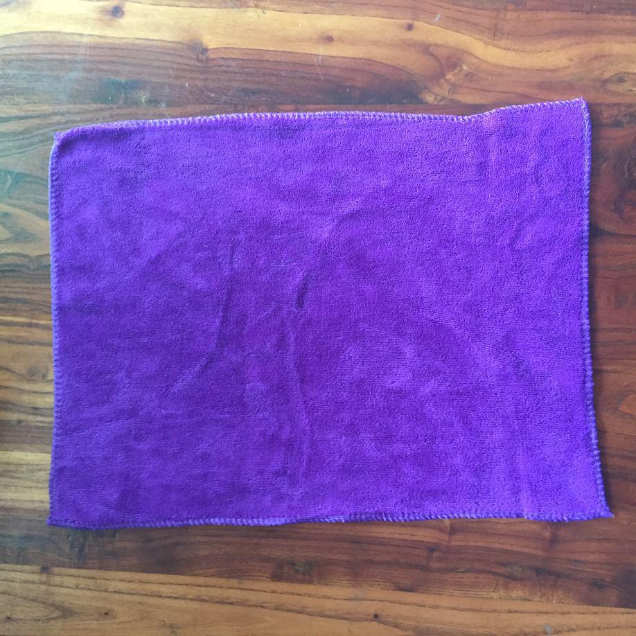 Water Absorbent Lint-Free Cleaning Cloths for Home, Car, and Kitchen
Water Absorbent Lint-Free Cleaning Cloths for Home, Car, and Kitchen