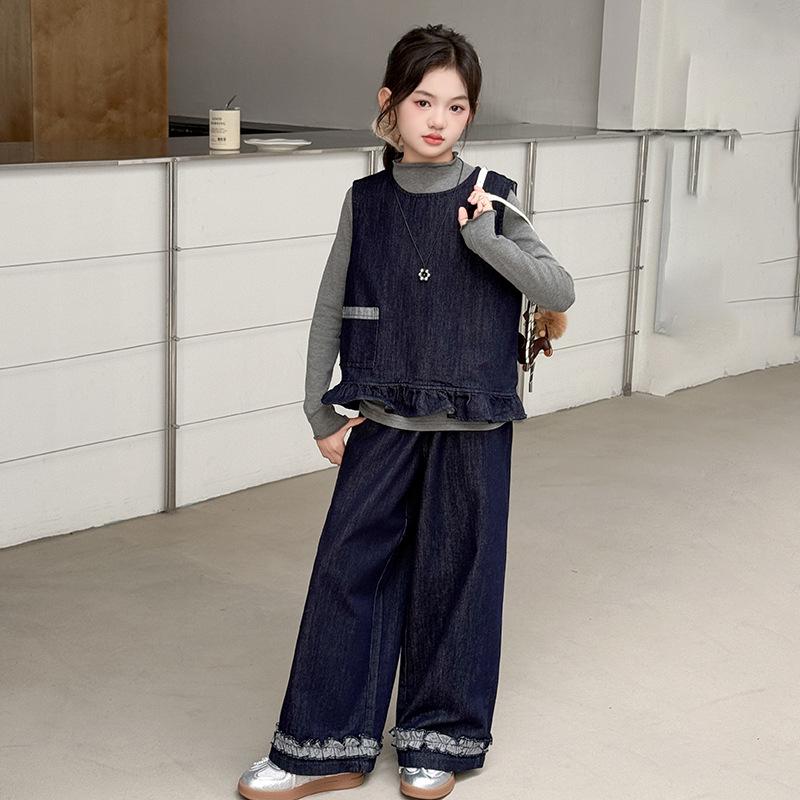 Девочки 2025 Осень Джинсовый жилет и брюки прямого кроя Набор из трех предметов 170cm
Девочки 2025 Осень Джинсовый жилет и брюки прямого кроя Набор из трех предметов 170cm