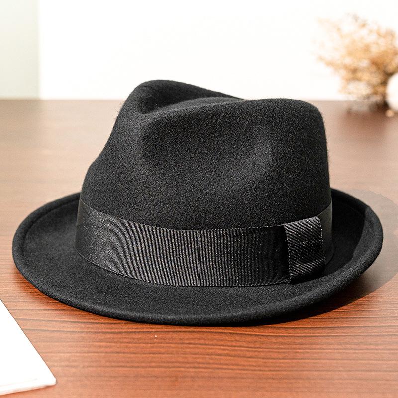 Autumn and Winter New British Vintage Wool Fedora Big Size Versatile Gentleman Jazz Hat Men Women Warm Rolled Brim Felt Top Hat 59cm чорний
Autumn and Winter New British Vintage Wool Fedora Big Size Versatile Gentleman Jazz Hat Men Women Warm Rolled Brim Felt Top Hat 59cm чорний
