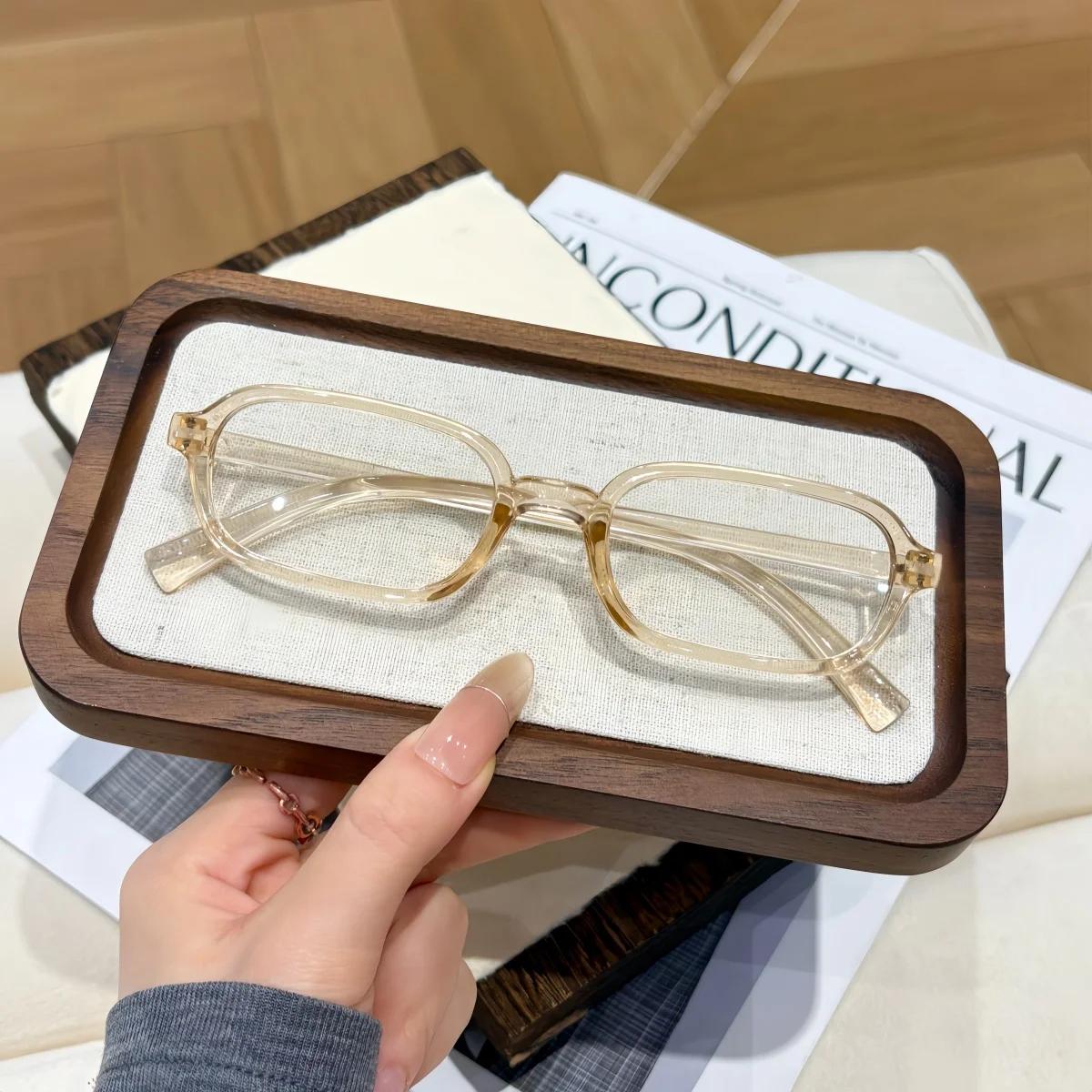 1Pc Square Frame Reading Glasses for Men, High-Definition Lenses, Ultra-Light Presbyopia Glasses for Women, Retro
1Pc Square Frame Reading Glasses for Men, High-Definition Lenses, Ultra-Light Presbyopia Glasses for Women, Retro