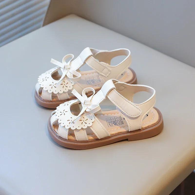 Girls Summer Sandals Little Kids Beach Shoes Toe-capped Anti-kick Cut-outs Children Sandals T-strap Bow-knot Breathable 21-30 23
Girls Summer Sandals Little Kids Beach Shoes Toe-capped Anti-kick Cut-outs Children Sandals T-strap Bow-knot Breathable 21-30 23