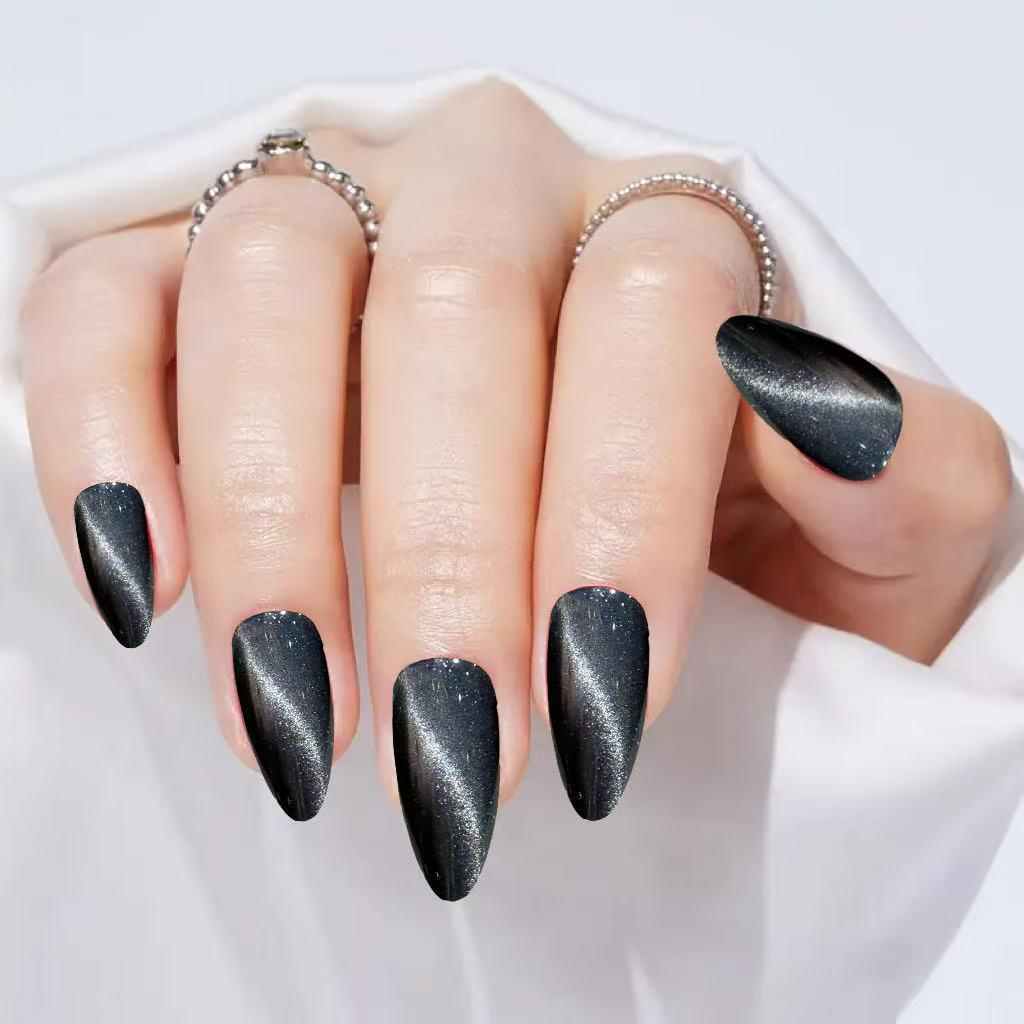 24-Piece Set: Autumn/Winter Black S-Shape Cat Eye Nails with High-Grade Shine and Whitening Effect
24-Piece Set: Autumn/Winter Black S-Shape Cat Eye Nails with High-Grade Shine and Whitening Effect