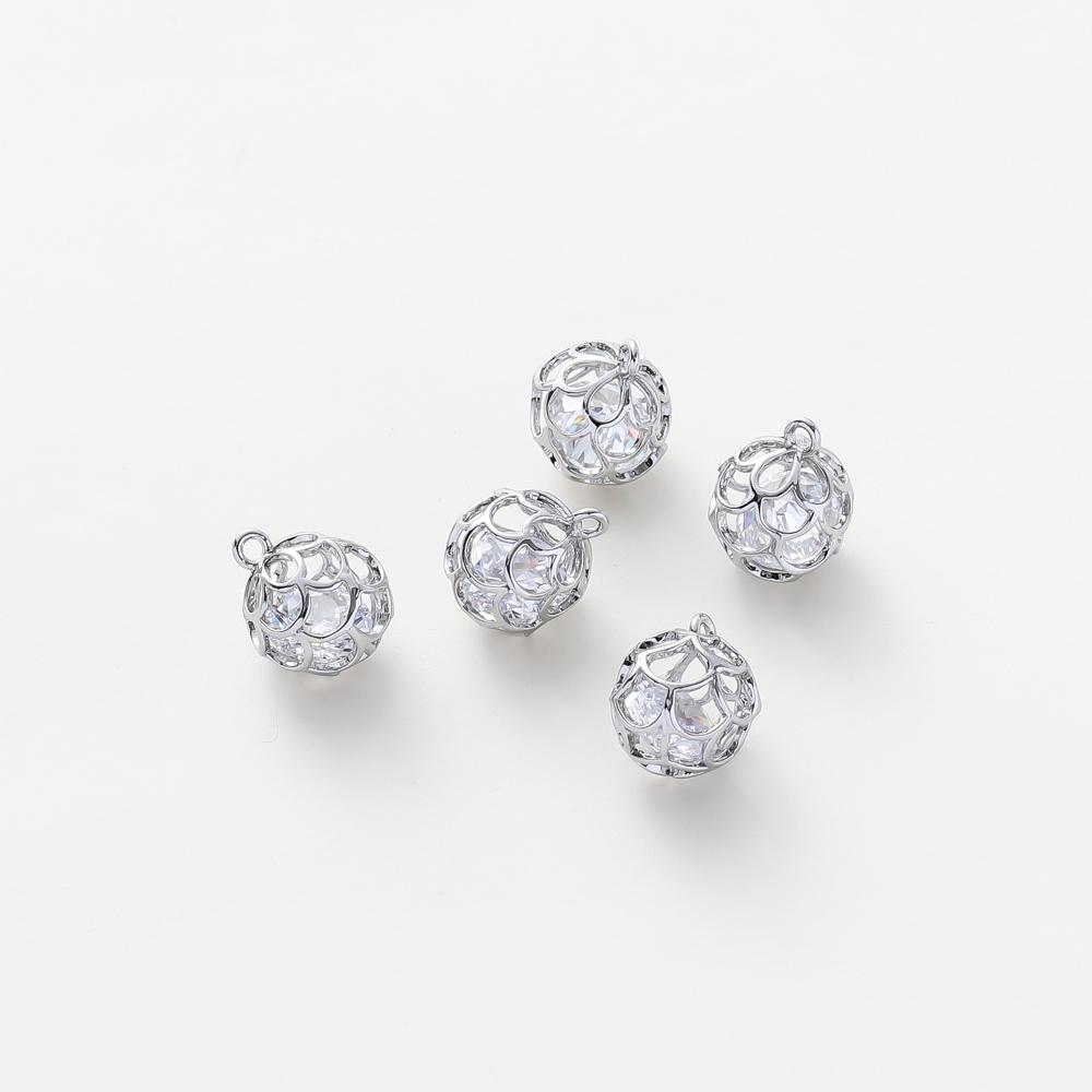 14k 18k Gold Plated Copper Metal Hollow Zircon Round Ball Pendant For Jewelry Making DIY Earrings Necklace Components 2 pieces
14k 18k Gold Plated Copper Metal Hollow Zircon Round Ball Pendant For Jewelry Making DIY Earrings Necklace Components 2 pieces