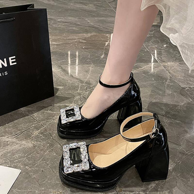 Модные туфли-лодочки на платформе с хрустальной пряжкой, женские туфли на толстом каблуке Мэри Джейн, женские кожаные туфли с квадратным носком на высоком каблуке, женская обувь 34 чёрный
Модные туфли-лодочки на платформе с хрустальной пряжкой, женские туфли на толстом каблуке Мэри Джейн, женские кожаные туфли с квадратным носком на высоком каблуке, женская обувь 34 чёрный