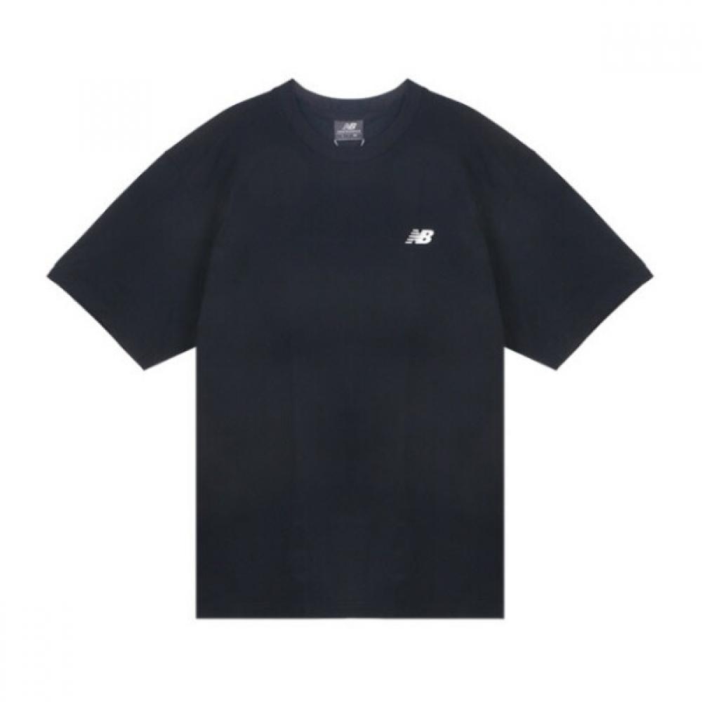 New Balance Базовая футболка с коротким рукавом из полиэстера Uni Eqs Nbnefco301 19 100
New Balance Базовая футболка с коротким рукавом из полиэстера Uni Eqs Nbnefco301 19 100