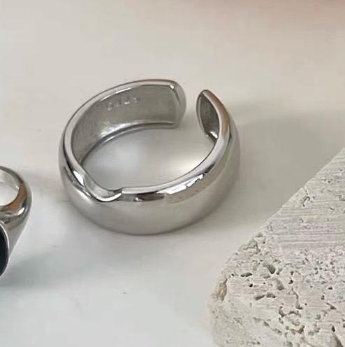 BF CLUB 925 Sterling Rings for Women Black Stone Fashion Geometric Vintage Handmade Irregular Ring Party Gifts resizable
BF CLUB 925 Sterling Rings for Women Black Stone Fashion Geometric Vintage Handmade Irregular Ring Party Gifts resizable