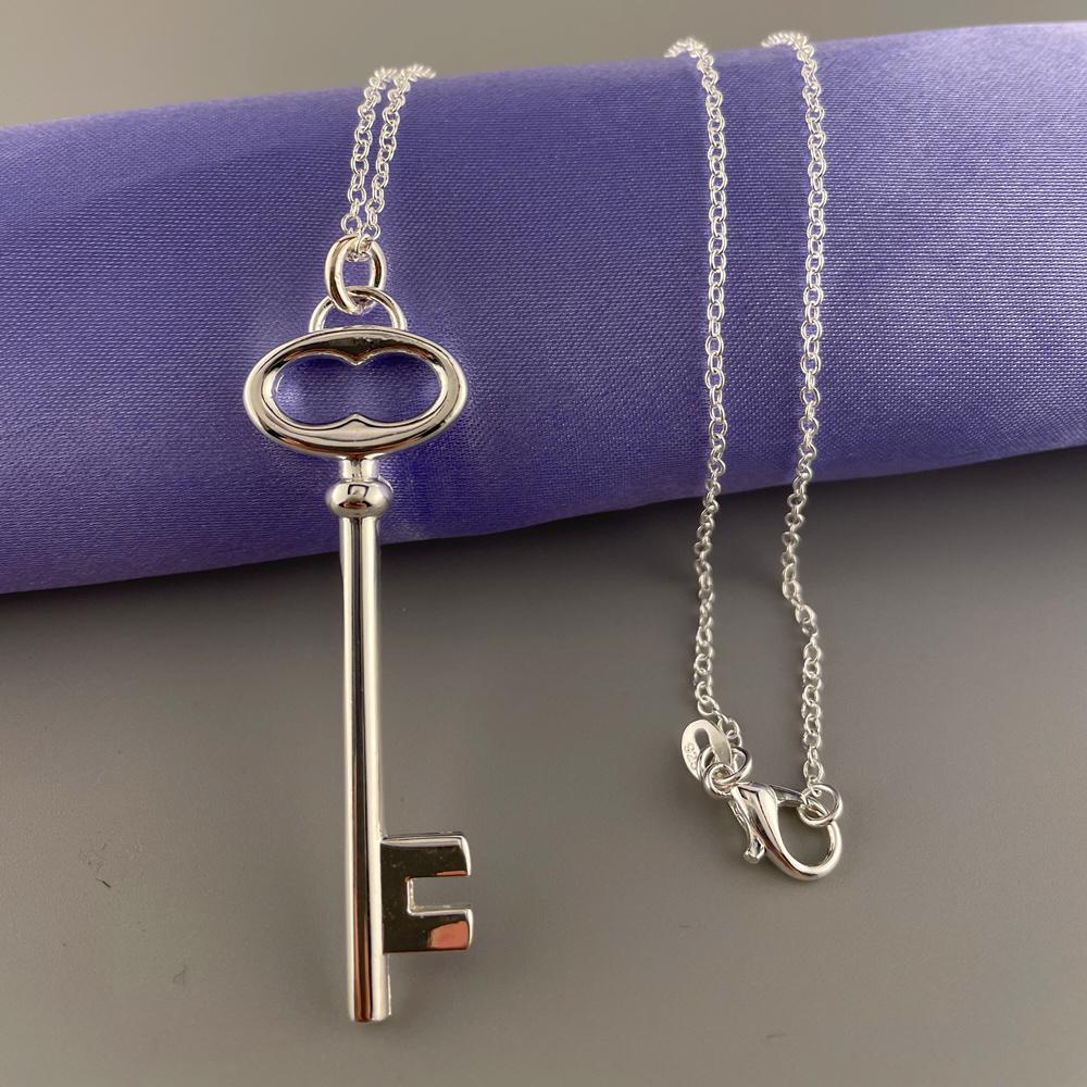 Модное Простое Стерлинговое Ожерелье Милое Ожерелье с Подвеской-Ключиком Для Женщин Ювелирный Подарок 46СМ
Модное Простое Стерлинговое Ожерелье Милое Ожерелье с Подвеской-Ключиком Для Женщин Ювелирный Подарок 46СМ