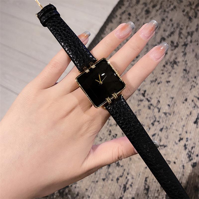 CILOA Hilo watch watch female niche light luxury watch female TikTok custom watch watch No specifications чёрный
CILOA Hilo watch watch female niche light luxury watch female TikTok custom watch watch No specifications чёрный