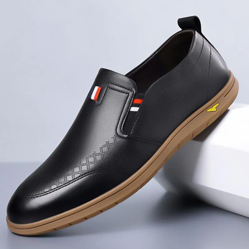2024 new leather soft-soled white shoes men s fashion breathable beef tendon sole one pedal casual leather shoes versatile trendy shoes 44 чорний
2024 new leather soft-soled white shoes men s fashion breathable beef tendon sole one pedal casual leather shoes versatile trendy shoes 44 чорний