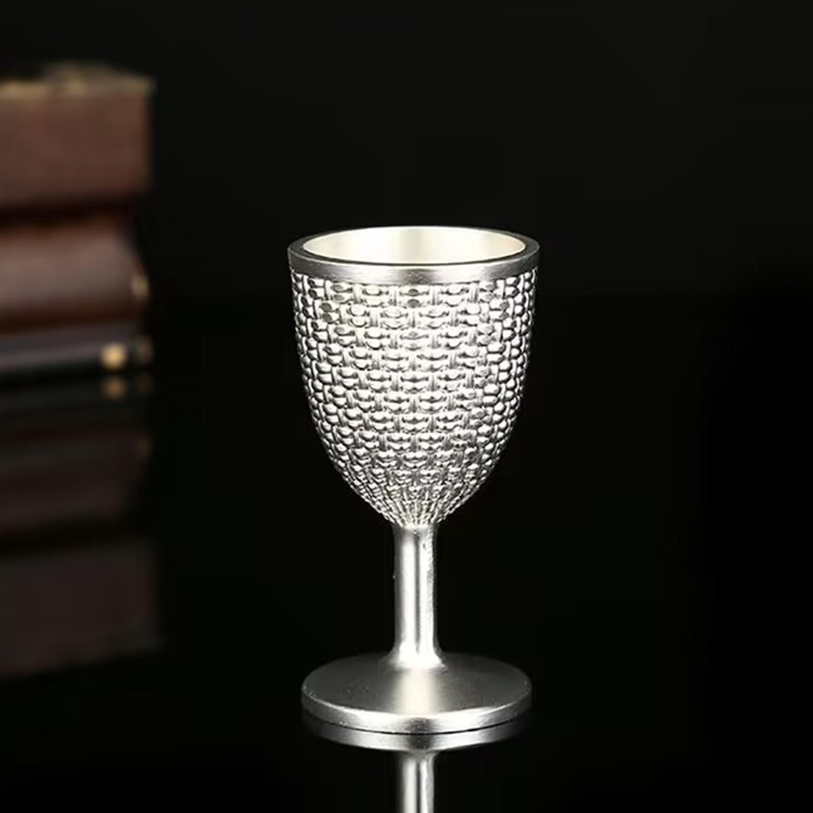 Vintage Metal Wine Glass Champagne Glasses Beverage Goblet Cocktail Cup Medieval Style for Bar Wedding Party Home Decoration бронзовий
Vintage Metal Wine Glass Champagne Glasses Beverage Goblet Cocktail Cup Medieval Style for Bar Wedding Party Home Decoration бронзовий