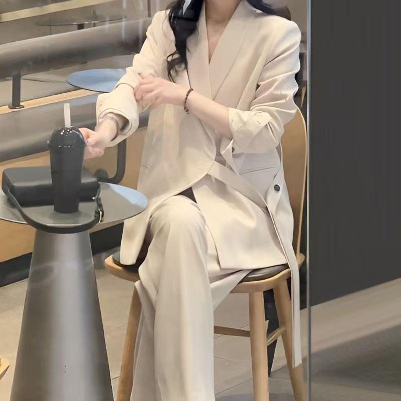 Plus Size Women s European & American Spring/Autumn Fashion Set: Loose Wide-Leg Pants Two-Piece for Chubby Girls L (for 100-120 jin)
Plus Size Women s European & American Spring/Autumn Fashion Set: Loose Wide-Leg Pants Two-Piece for Chubby Girls L (for 100-120 jin)