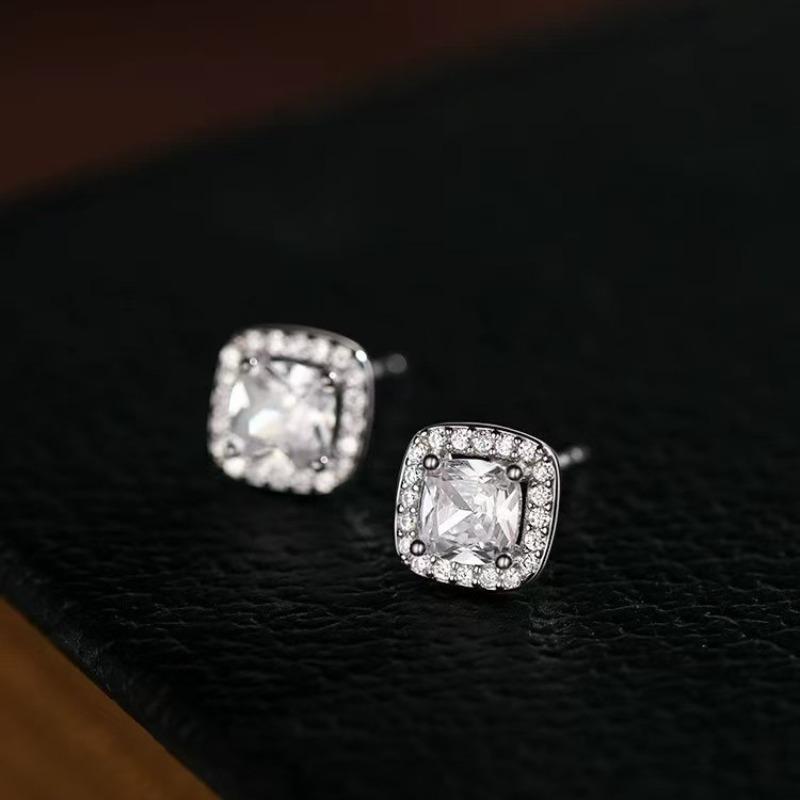 Fudge Stud Earrings - A Niche, Minimalist and Luxurious New Style Pair of Earrings. High-end Women s Jewelry. Large
Fudge Stud Earrings - A Niche, Minimalist and Luxurious New Style Pair of Earrings. High-end Women s Jewelry. Large