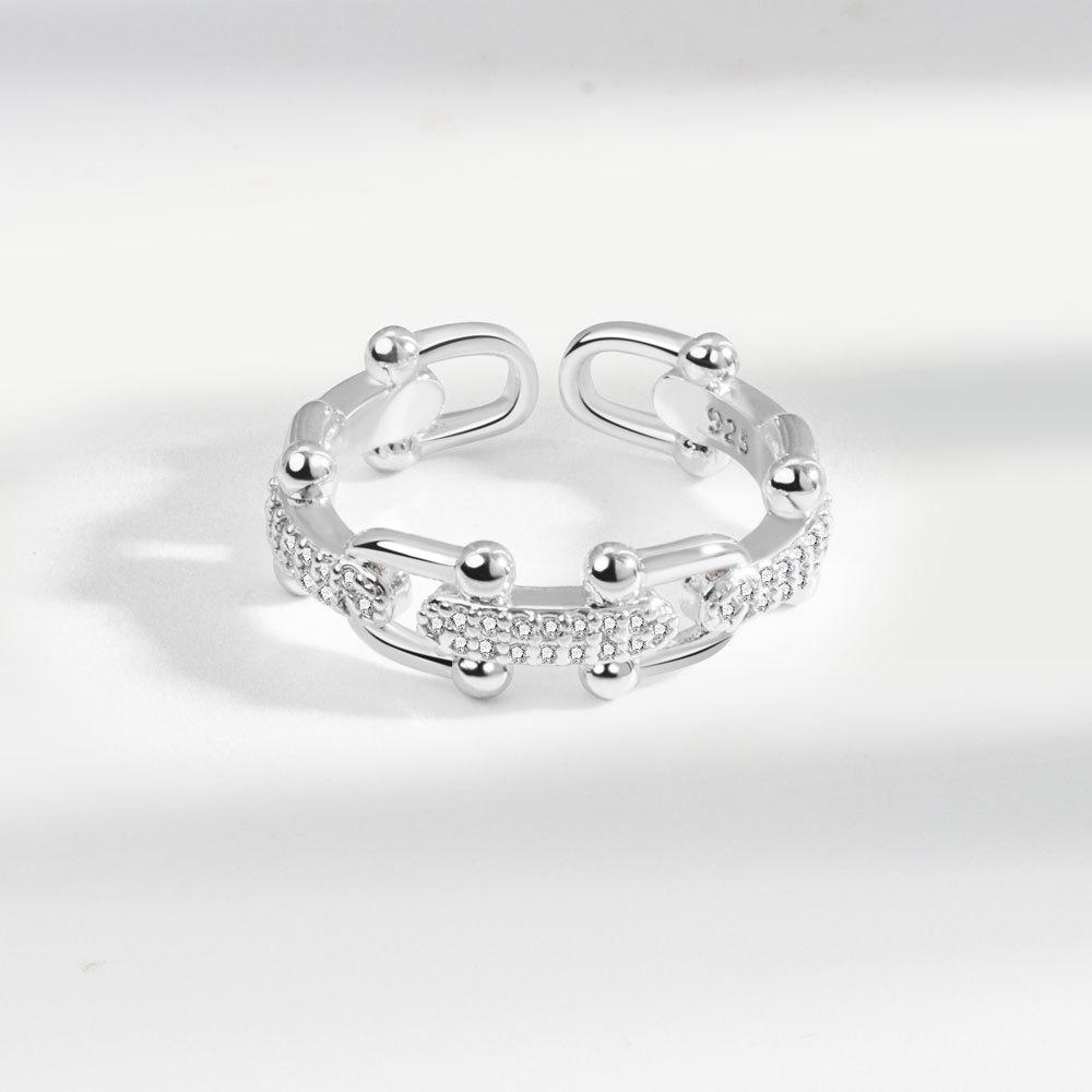 Fashion Minimalist Chain Hollow Horseshoe Buckle Ring For Women Personalized Adjustable Open Finger Ring opening adjustable біле золото кольору
Fashion Minimalist Chain Hollow Horseshoe Buckle Ring For Women Personalized Adjustable Open Finger Ring opening adjustable біле золото кольору