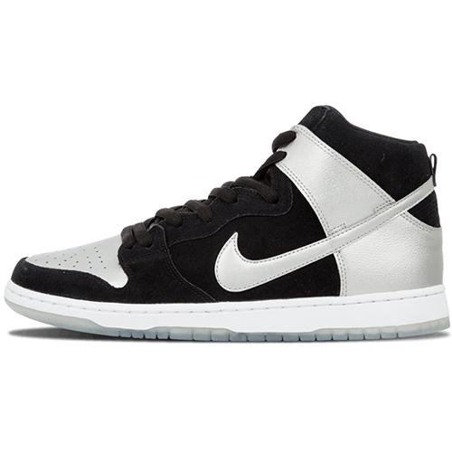 Nike Sb Dunk High Tin Man 305050-023 41
Nike Sb Dunk High Tin Man 305050-023 41