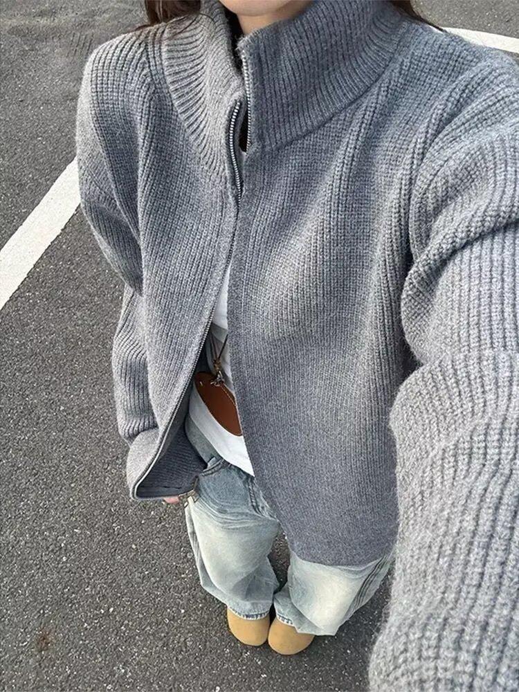 Men s Retro Slim Fit Knit Cardigan Sweater with Zipper Stand Collar - Solid Color, Autumn/Winter Style Outerwear XL сірий колір
Men s Retro Slim Fit Knit Cardigan Sweater with Zipper Stand Collar - Solid Color, Autumn/Winter Style Outerwear XL сірий колір