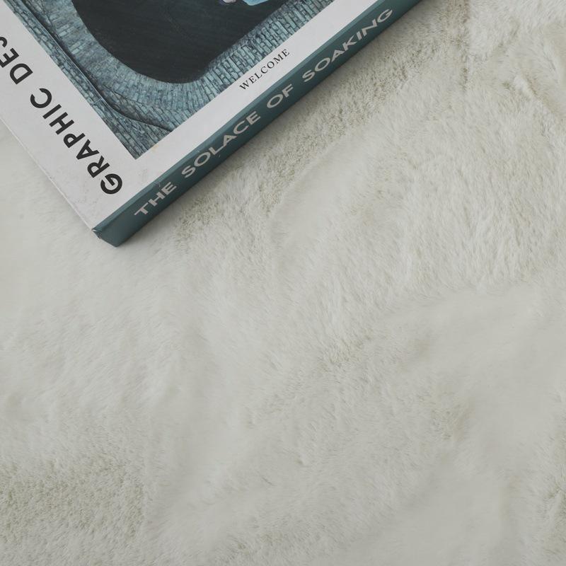 Nordic Faux Rabbit Fur Carpet for Living Room, Bedroom, or Bedside - Short Pile Full Coverage Mat. 50x160 cm
Nordic Faux Rabbit Fur Carpet for Living Room, Bedroom, or Bedside - Short Pile Full Coverage Mat. 50x160 cm