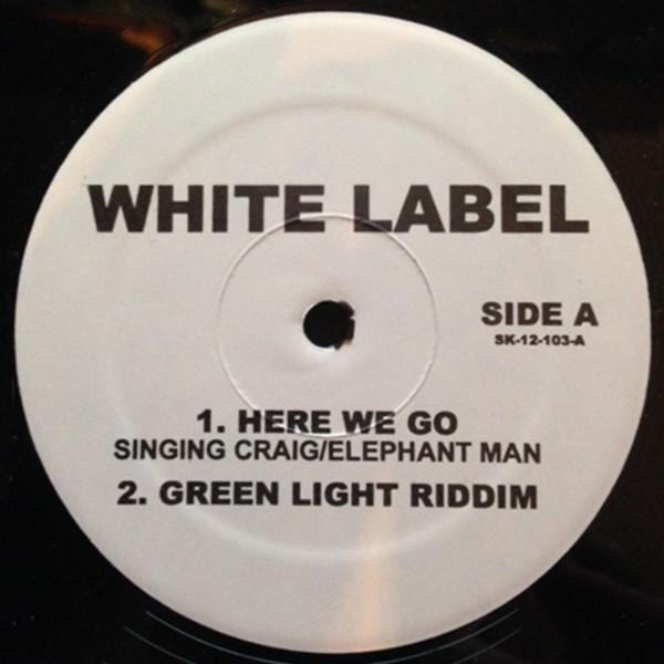 12inch Record SINGING CRAIG / ELEPHANT MAN - Here We Go SK12103 Star Kutt Recor 2003 US Reggae, Ska & Dub Used
12inch Record SINGING CRAIG / ELEPHANT MAN - Here We Go SK12103 Star Kutt Recor 2003 US Reggae, Ska & Dub Used
