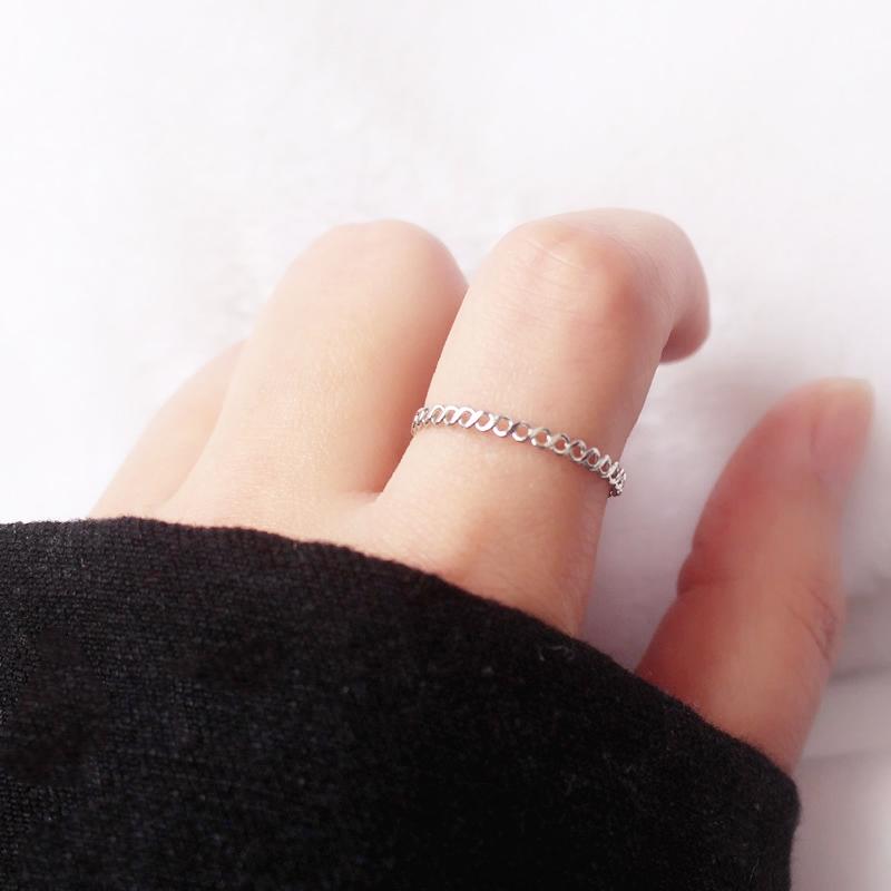Oversize Women Cross Rings Simple Design Thin Rings Gold Color Metal Rings for Ladies fashion bague femme fashion Zircon
Oversize Women Cross Rings Simple Design Thin Rings Gold Color Metal Rings for Ladies fashion bague femme fashion Zircon