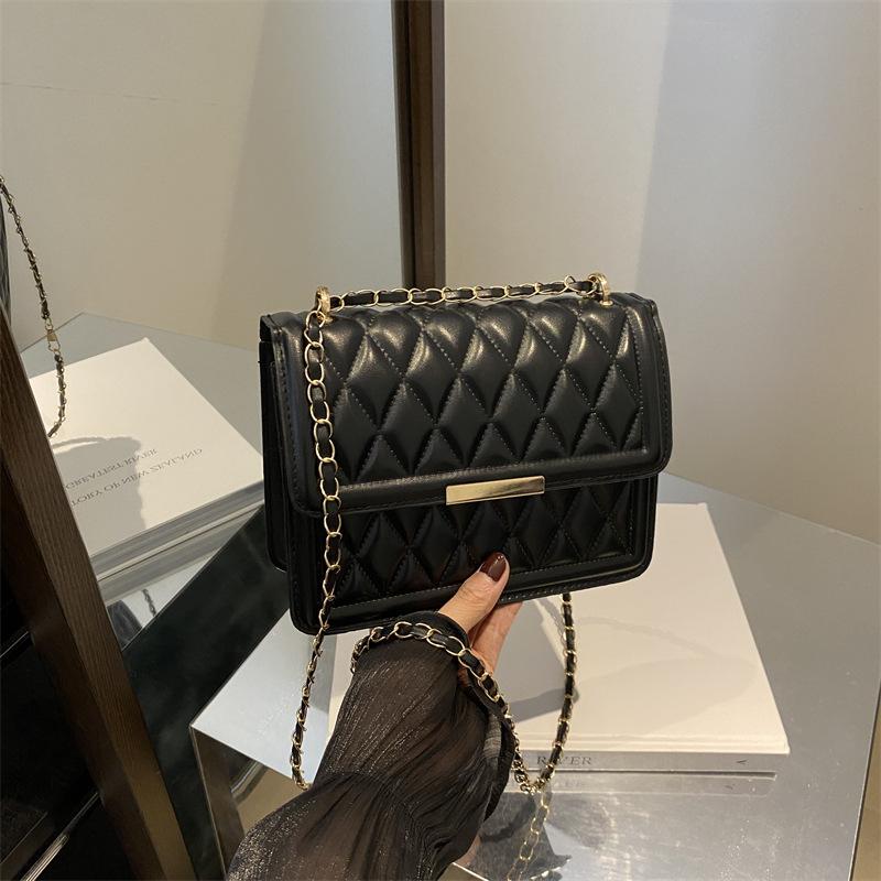 Niche design rhombus chain bag women s 2025 autumn new high-value bag women s shoulder crossbody small square bag рожевий
Niche design rhombus chain bag women s 2025 autumn new high-value bag women s shoulder crossbody small square bag рожевий