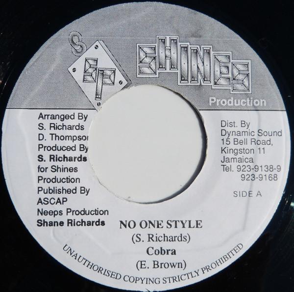 7inch Record MAD COBRA - No One Style NONE Shines Producti Jamaica Reggae, Ska & Dub Used
7inch Record MAD COBRA - No One Style NONE Shines Producti Jamaica Reggae, Ska & Dub Used