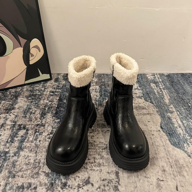 Женские ботинки Martin на толстой подошве 2025 года, новые зимние, утепленные, из бархата, большого размера, из хлопка, нескользящие, короткие ботинки 39
Женские ботинки Martin на толстой подошве 2025 года, новые зимние, утепленные, из бархата, большого размера, из хлопка, нескользящие, короткие ботинки 39