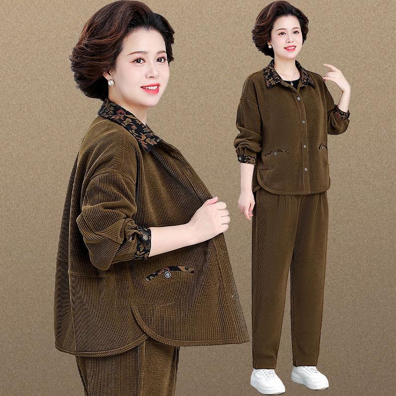 Autumn Two-Piece Suit for Middle-Aged Women: Stylish Top & Coat XL (below 120 kg)
Autumn Two-Piece Suit for Middle-Aged Women: Stylish Top & Coat XL (below 120 kg)