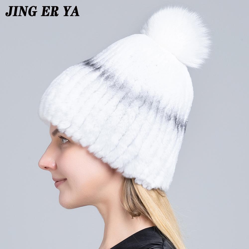Лидер продаж, вязаные шапки с помпоном для женщин, шапочки, однотонные эластичные шапки из меха кролика рекс, зимняя шапка Skullies, модные шапки из натурального меха белый/чёрный
Лидер продаж, вязаные шапки с помпоном для женщин, шапочки, однотонные эластичные шапки из меха кролика рекс, зимняя шапка Skullies, модные шапки из натурального меха белый/чёрный
