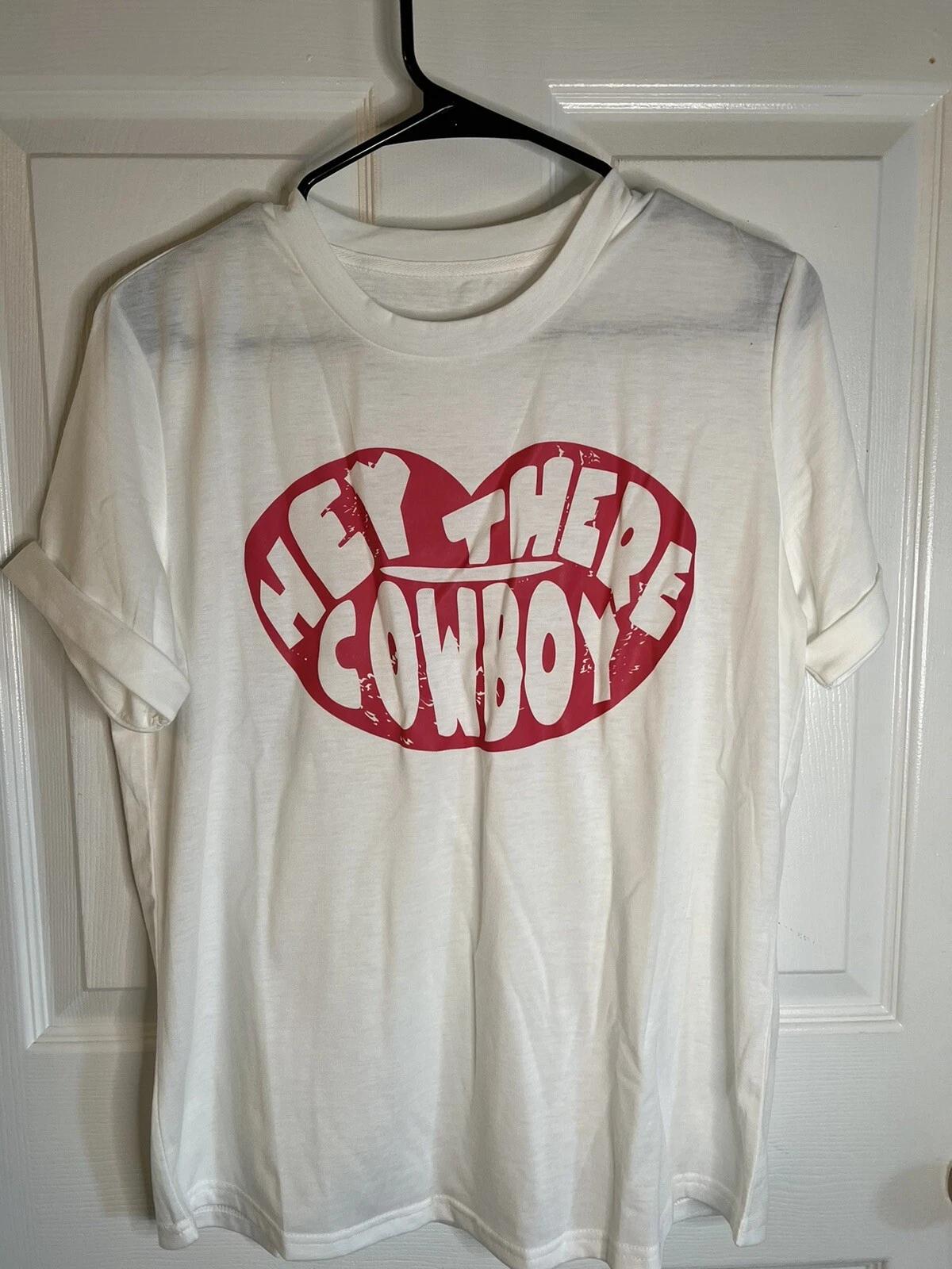 Women’s White Short Sleeve Graphic T-shirt ‘Hey There Cowboy’ Size Small NWOT XL
Women’s White Short Sleeve Graphic T-shirt ‘Hey There Cowboy’ Size Small NWOT XL