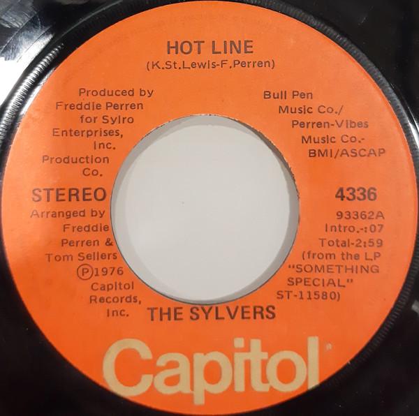 7inch Record SYLVERS - Hot Line 4336 Capitol Records 1976 Canada Soul/Funk Used
7inch Record SYLVERS - Hot Line 4336 Capitol Records 1976 Canada Soul/Funk Used