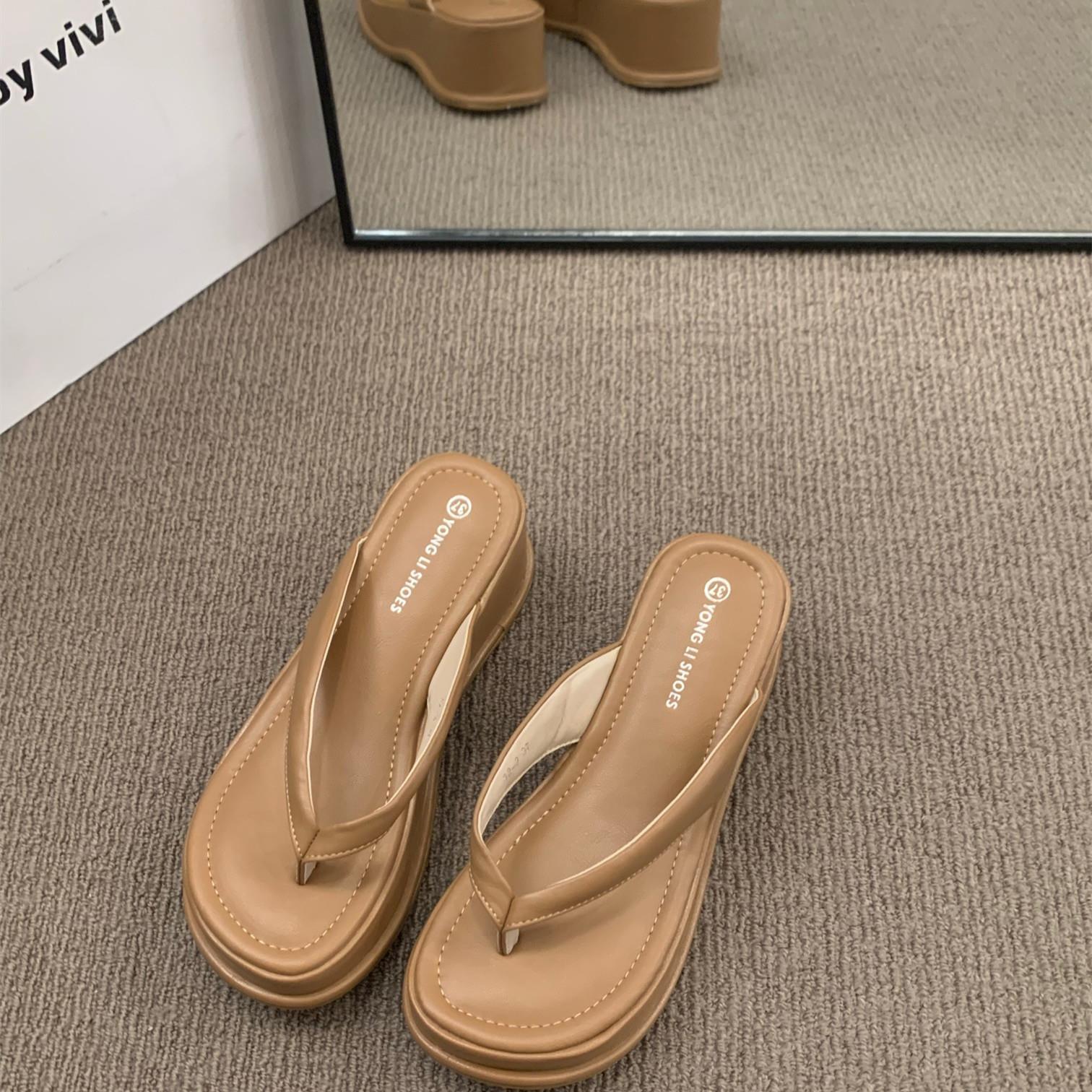 Шлепанцы на толстой подошве, женская обувь, лето 2025, корейская версия, каблук-носок с наклоном, пляжная юбка, классные тапочки 35 абрикосовый
Шлепанцы на толстой подошве, женская обувь, лето 2025, корейская версия, каблук-носок с наклоном, пляжная юбка, классные тапочки 35 абрикосовый