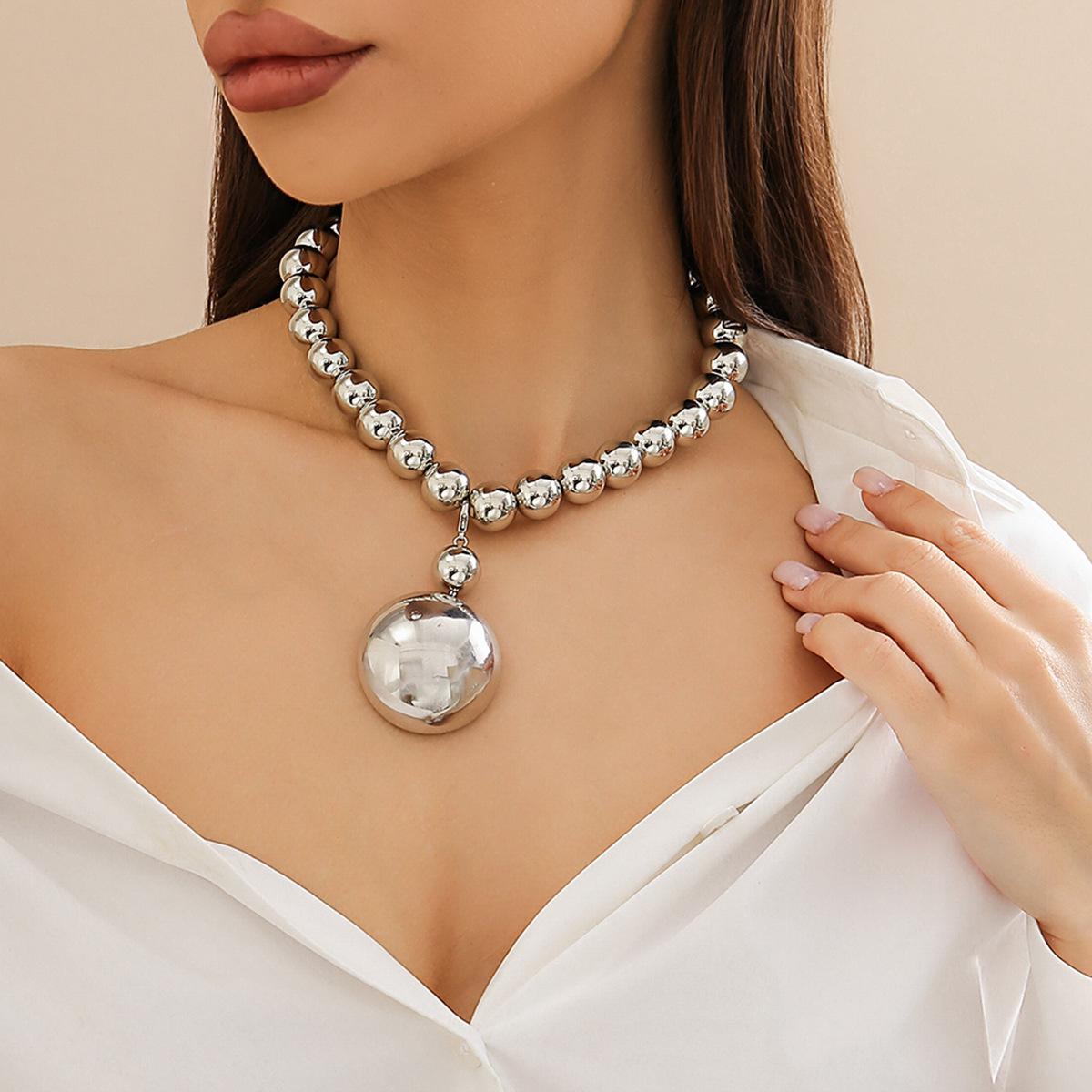 Hot-selling accessories, exaggerated geometric cyberwind bead necklace jewelry, simple beaded necklace choker female
Hot-selling accessories, exaggerated geometric cyberwind bead necklace jewelry, simple beaded necklace choker female