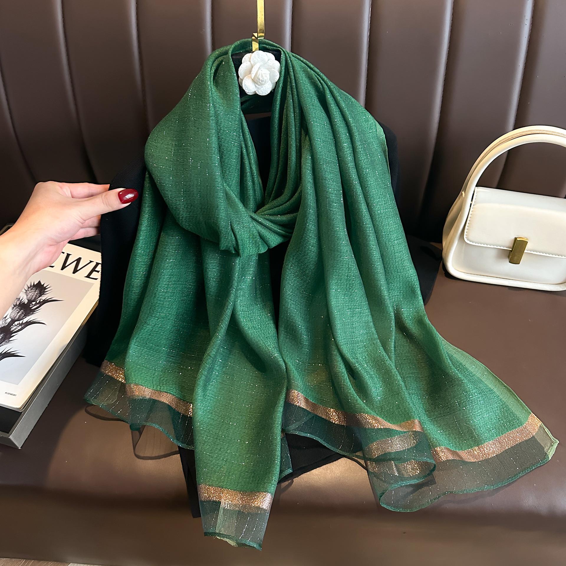 Шелк Шерсть Банкет Высококачественный Золотой Серебряный Ремесло Шарф Шаль Женский Длинный Осенне-зимний с Блестящим Головным Убором 185cm
Шелк Шерсть Банкет Высококачественный Золотой Серебряный Ремесло Шарф Шаль Женский Длинный Осенне-зимний с Блестящим Головным Убором 185cm