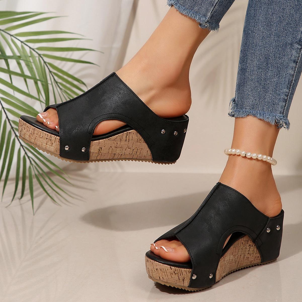 Slope heel cool slippers new fish mouth thick sole heightening side empty sandals 36 чёрный
Slope heel cool slippers new fish mouth thick sole heightening side empty sandals 36 чёрный