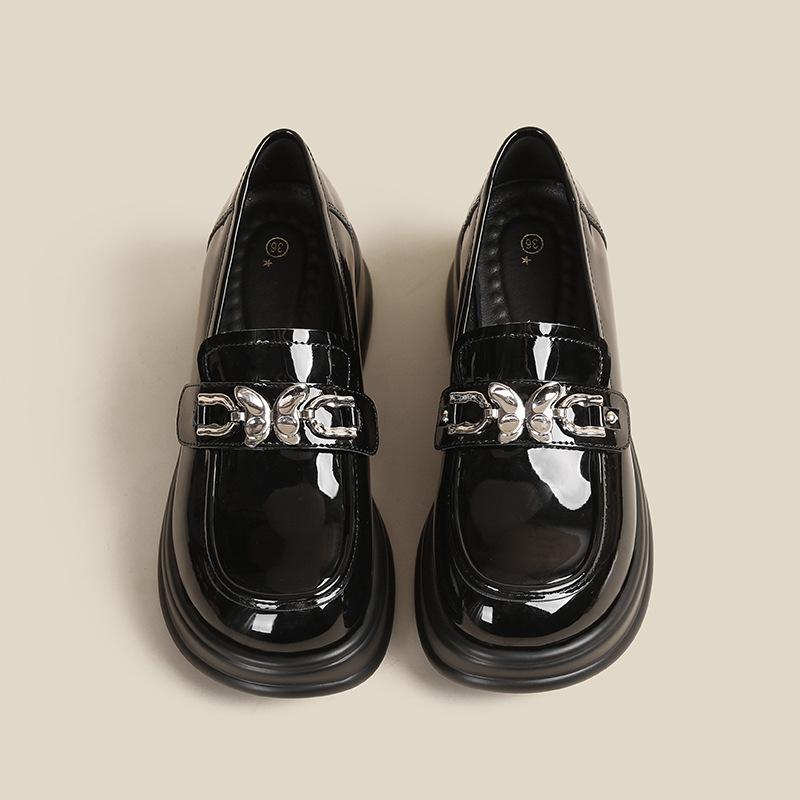 Women s platform casual shoes wind one pedal retro comfortable single shoes flower thick heel black small leather shoes 34
Women s platform casual shoes wind one pedal retro comfortable single shoes flower thick heel black small leather shoes 34