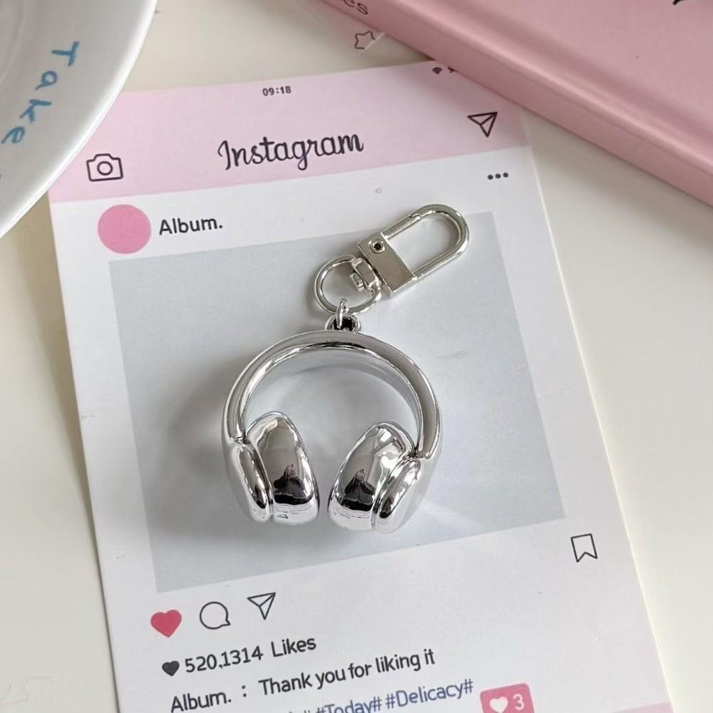 Градиентная цепочка для мобильного телефона Ins, подвеска для рюкзака, украшение, мужские и женские аксессуары серебряный
Градиентная цепочка для мобильного телефона Ins, подвеска для рюкзака, украшение, мужские и женские аксессуары серебряный