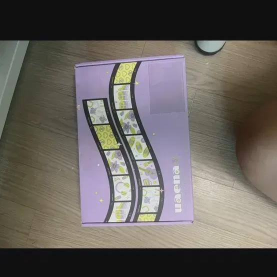 Iu Yuana 5th Fan Kit
Iu Yuana 5th Fan Kit