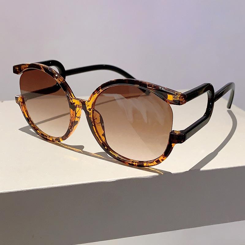 Oversized Big Frame Sunglasses Women For Men Luxury Brand Designer Vintage Sun Glasses Popular Punk Irregular Round Eyewear
Oversized Big Frame Sunglasses Women For Men Luxury Brand Designer Vintage Sun Glasses Popular Punk Irregular Round Eyewear