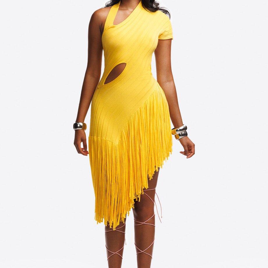 Asymmetrical Tassel Hem Knit Solid Sleeveless Dress - Summer 2026 Collection Large
Asymmetrical Tassel Hem Knit Solid Sleeveless Dress - Summer 2026 Collection Large