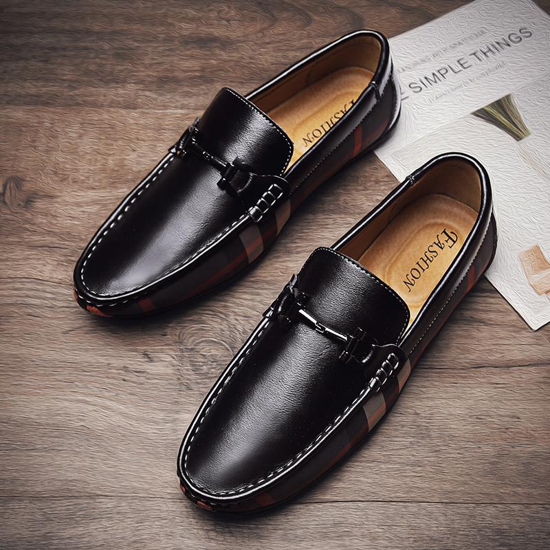2026 new boat shoes fashion trend classic casual shoes men s loafers breathable daily casual fashionable leather shoes 46 чорний
2026 new boat shoes fashion trend classic casual shoes men s loafers breathable daily casual fashionable leather shoes 46 чорний