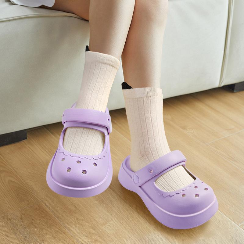 Pony Poly princess shoes parent-child beach sandals EVA light bottom hole shoes DIY 180 yards inner length 18cm
Pony Poly princess shoes parent-child beach sandals EVA light bottom hole shoes DIY 180 yards inner length 18cm