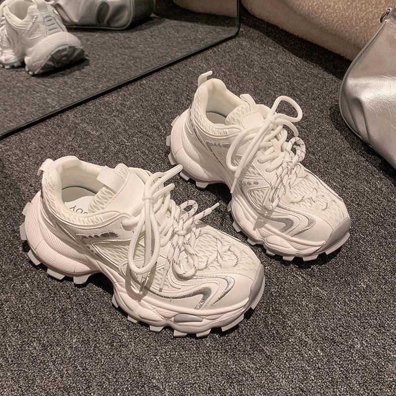 Cowhide version~ Fashion strap dad shoes women s summer leather thick-soled breathable mesh sports and leisure shoes women s shoes 35
Cowhide version~ Fashion strap dad shoes women s summer leather thick-soled breathable mesh sports and leisure shoes women s shoes 35