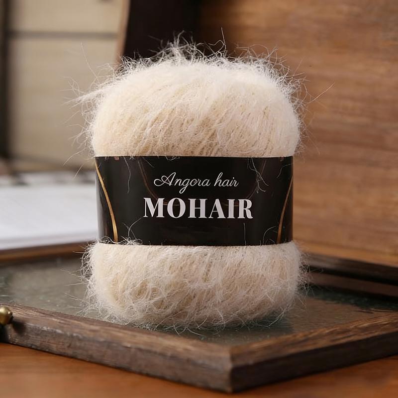 25g/Ball Soft Winter Hand Knitting Material DIY Alpaca Mare Fur Ball Warm Plush Chunky Mohair Yarn Scarf Luxury K
25g/Ball Soft Winter Hand Knitting Material DIY Alpaca Mare Fur Ball Warm Plush Chunky Mohair Yarn Scarf Luxury K