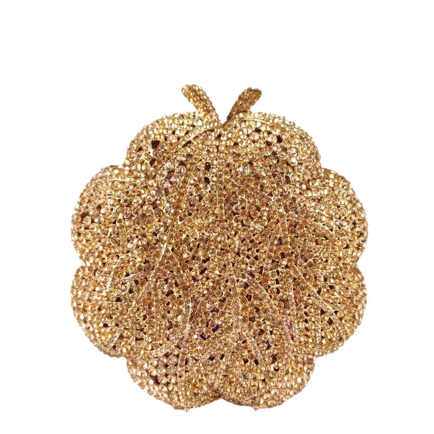 Boutique De FGG Rose Flower Women Red Ruby Evening Handbag Crystal Clutch Purse Round Floral Wedding Bridal Diamond Clutch Bag Mini and Heavy
Boutique De FGG Rose Flower Women Red Ruby Evening Handbag Crystal Clutch Purse Round Floral Wedding Bridal Diamond Clutch Bag Mini and Heavy