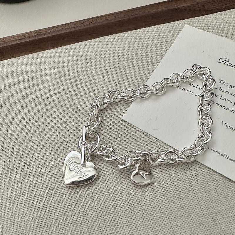 S925 Sterling Silver Niche Design Love Ot Necklace Korean Style Heavy Industry Fashionable Simple Letter Heart Set 925 silver
S925 Sterling Silver Niche Design Love Ot Necklace Korean Style Heavy Industry Fashionable Simple Letter Heart Set 925 silver